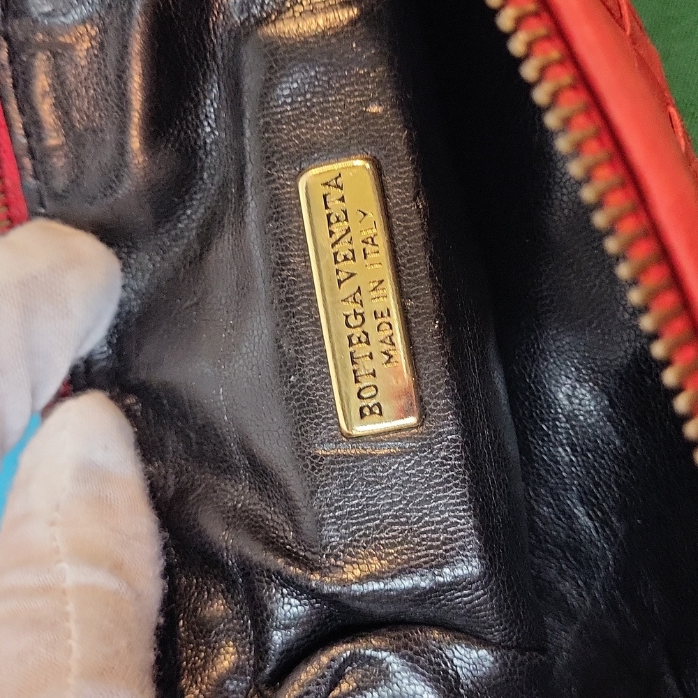 Bottega Veneta Red intrecciato Leather Bag - Picture 8 of 13